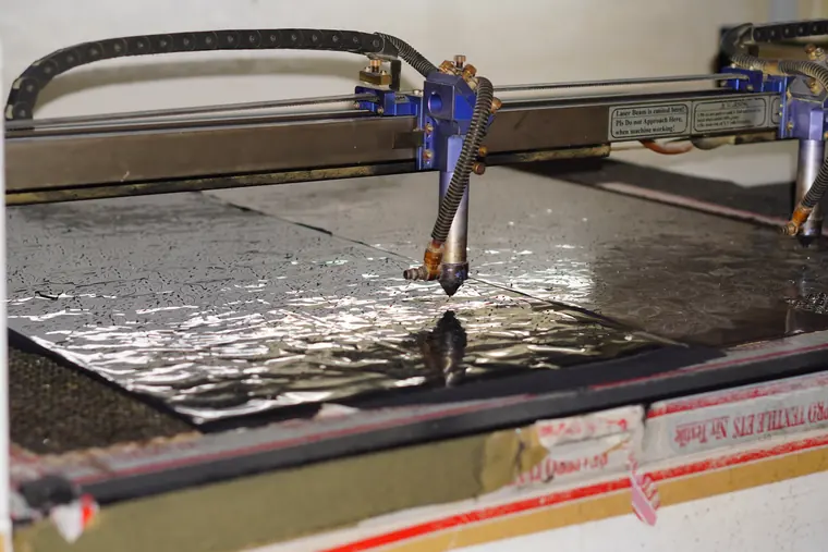 CNC lazer kesim tezgâhı